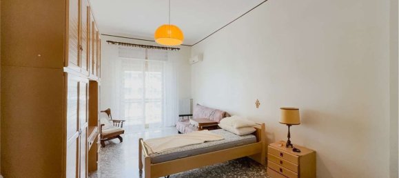 Квартира с 3 спальнями в Таранто, Италия № 356996 22