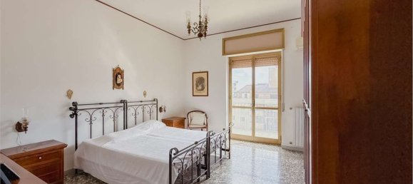 Квартира с 3 спальнями в Таранто, Италия № 356996 8