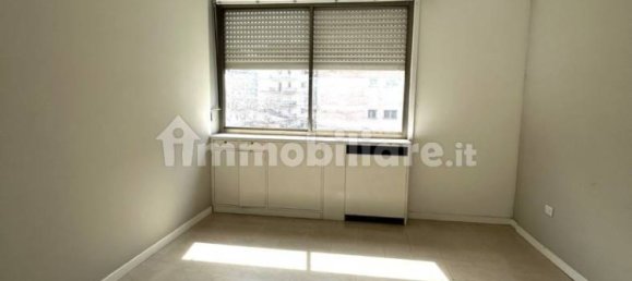 1 room Office in Varese, Italy No. 259946 8