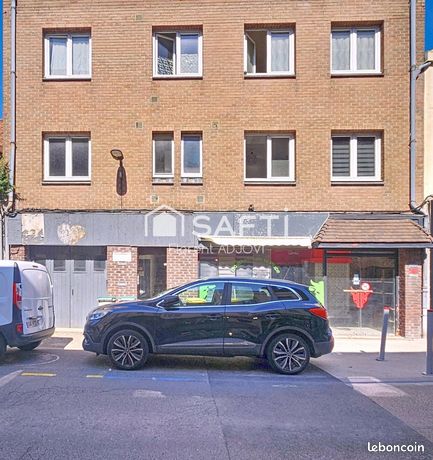  مرآب في Arques, France 330متر مربع رقم 313002