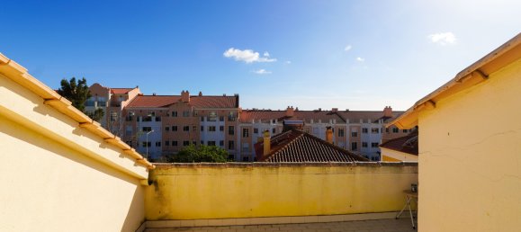 3 غرف نوم منزل ذو طابقين في Cascais, Portugal رقم 101944 34