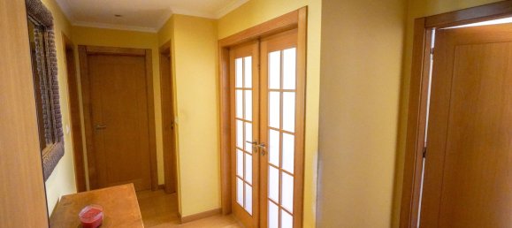 3 غرف نوم منزل ذو طابقين في Cascais, Portugal رقم 101944 13