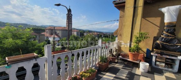 2 bedrooms House in Carcare, Italy No. 173891 2