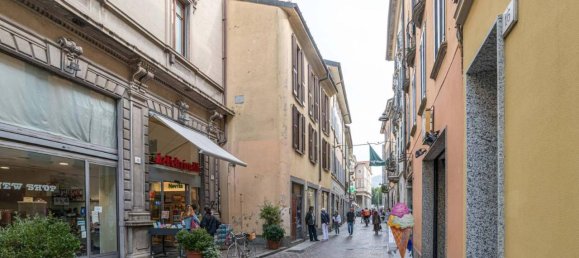 4 rooms Apartment in Como, Italy No. 170075 22