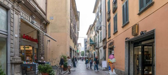 4 rooms Apartment in Como, Italy No. 170075 23