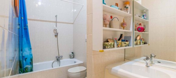 4 rooms Apartment in Como, Italy No. 170075 20