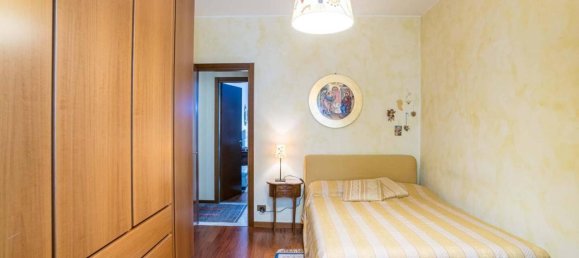 4 rooms Apartment in Como, Italy No. 170075 19