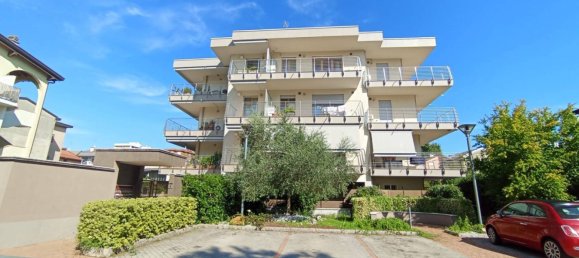 3 chambres Appartement à Cinisello Balsamo, Italy No. 364916 9