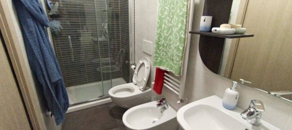 3 chambres Appartement à Cinisello Balsamo, Italy No. 364916 4