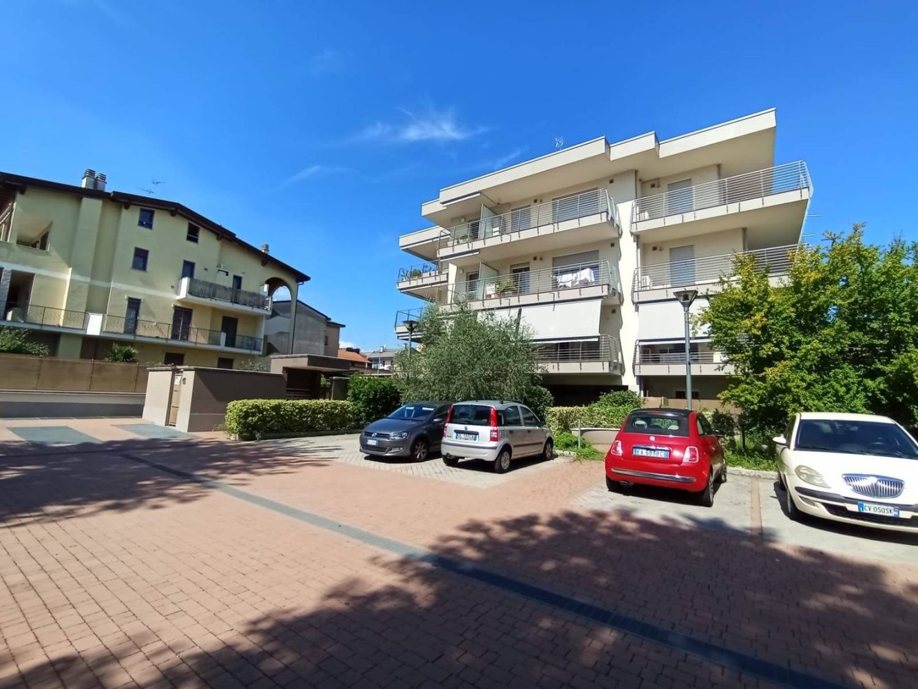 3 chambres Appartement à Cinisello Balsamo, Italy No. 364916