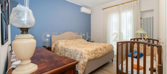 5-salle Appartement à Acireale, Italy No. 6020 35