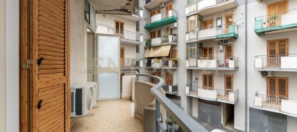 5-salle Appartement à Acireale, Italy No. 6020 44