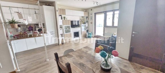 2 bedrooms Apartment in Rome, Italy No. 259864 3