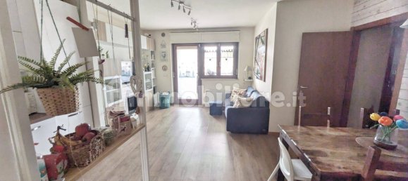 2 bedrooms Apartment in Rome, Italy No. 259864 4