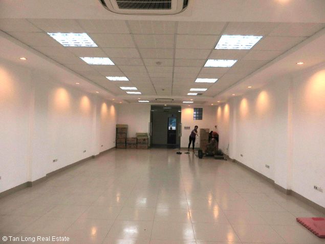  مكتب في Dong Da, Vietnam 6متر مربع رقم 5400