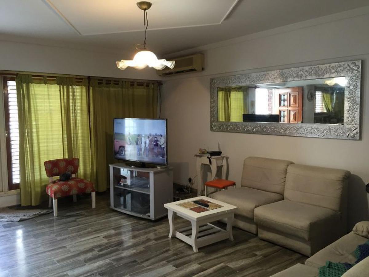 3 bedrooms House in Buenos Aires, Argentina No. 90431