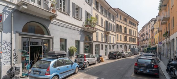 2-salle Appartement à Milan, Italy No. 314190 25