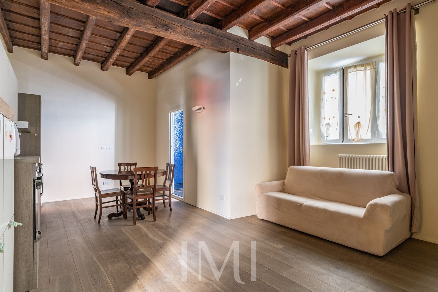 2-salle Appartement à Milan, Italy No. 314190