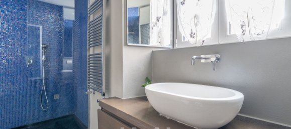 2-salle Appartement à Milan, Italy No. 314190 12