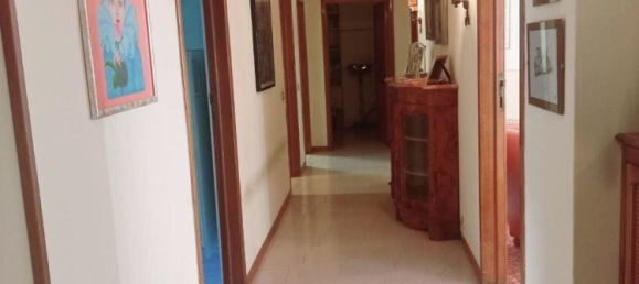 8 rooms Apartment in Piombino, Italy No. 70388 10