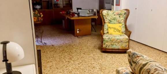 8 rooms Apartment in Piombino, Italy No. 70388 33