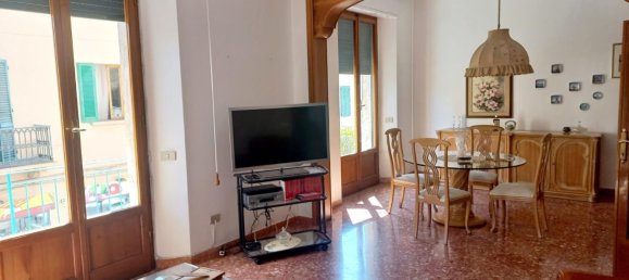 8 rooms Apartment in Piombino, Italy No. 70388 16