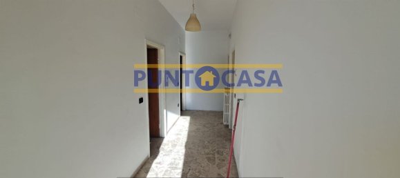 6 rooms House in Teramo, Italy No. 95683 4