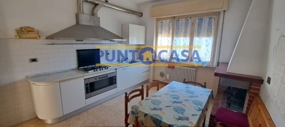 6 rooms House in Teramo, Italy No. 95683 8