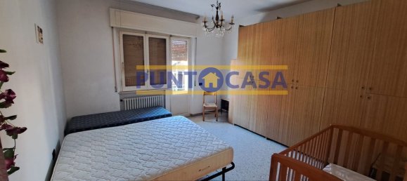 6 rooms House in Teramo, Italy No. 95683 12
