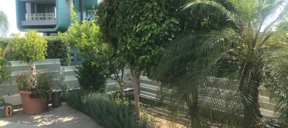 4 bedrooms Villa in Limassol, Cyprus No. 12740 6