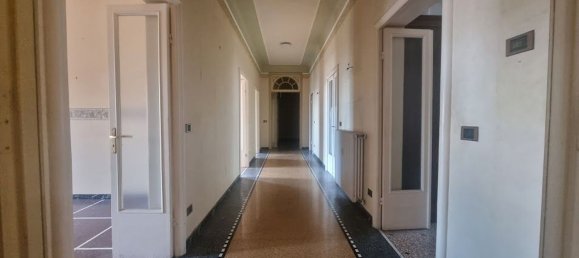 Квартира с 6 спальнями в Савона, Италия № 337656 16