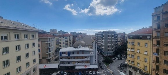 Квартира с 6 спальнями в Савона, Италия № 337656 12