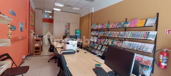 1 room Commercial property in Milan, Italy No. 327553 3