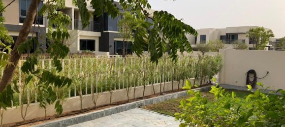 4 Schlafzimmer Villa in Dubai Hills Estate, UAE, Nr. 7046 4