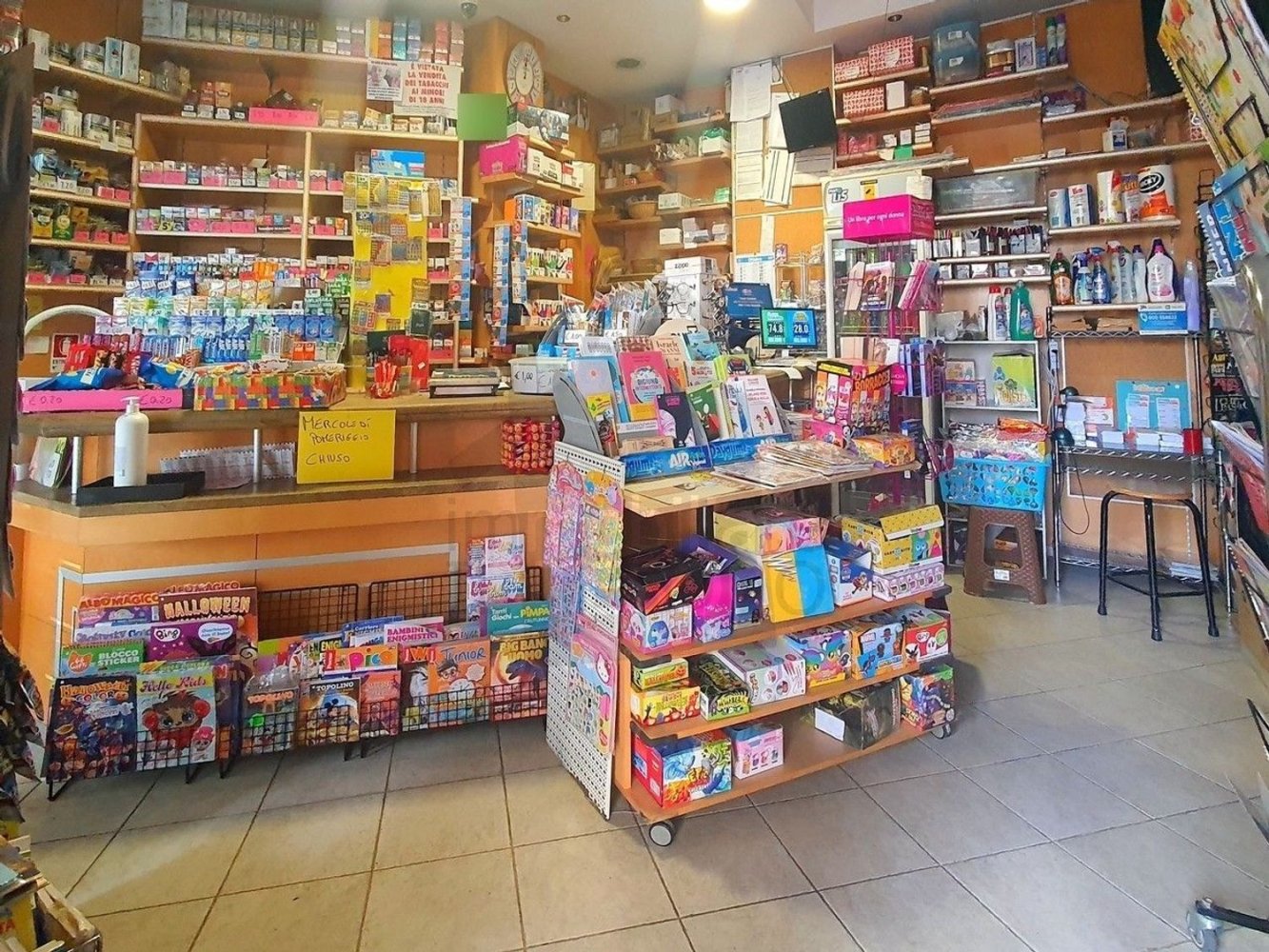 50m² Commercial property in Rimini, Italy No. 135322