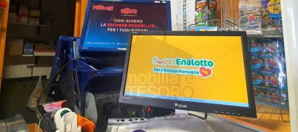 50m² Commercial property in Rimini, Italy No. 135322 6