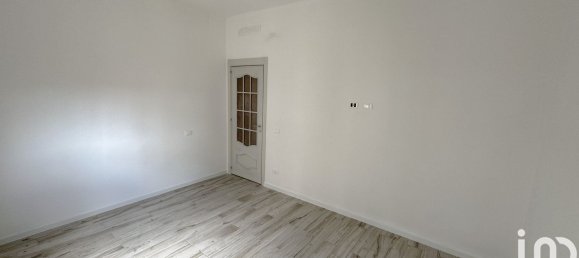 2-salle Appartement à Albenga, Italy No. 299531 8