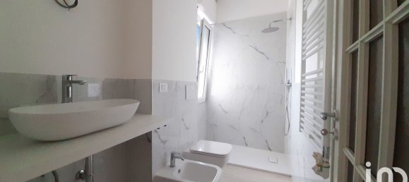 2-salle Appartement à Albenga, Italy No. 299531 11