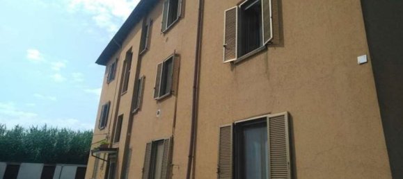 2 rooms Apartment in Rho, Italy No. 331452 4