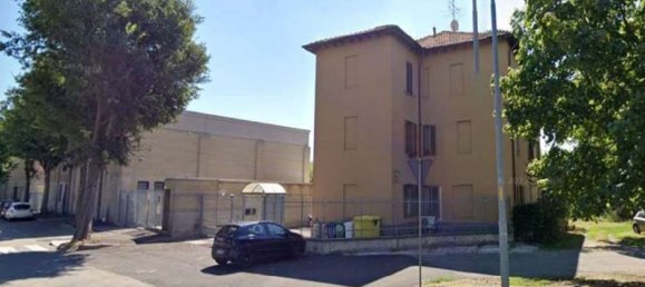 2 rooms Apartment in Rho, Italy No. 331452 2