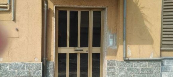 2 rooms Apartment in Rho, Italy No. 331452 5