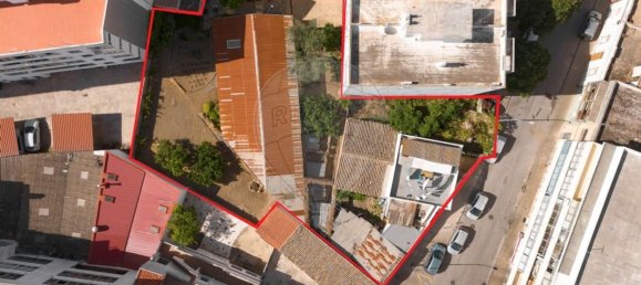 2 bedrooms House in Loule, Portugal No. 24560 4