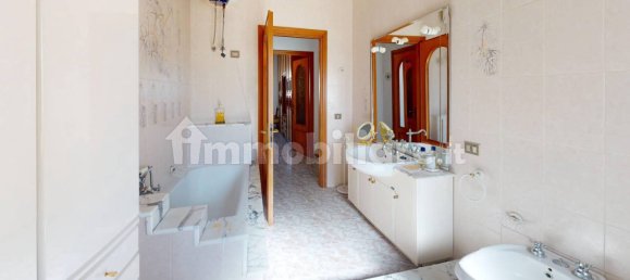 2 bedrooms Apartment in Cagliari, Italy No. 144023 16
