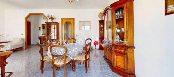 2 bedrooms Apartment in Cagliari, Italy No. 144023 3