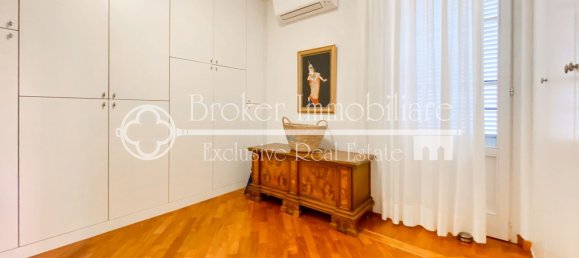 13 rooms Villa in Camaiore, Italy No. 168218 22