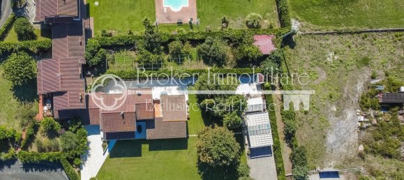 13 rooms Villa in Camaiore, Italy No. 168218 2