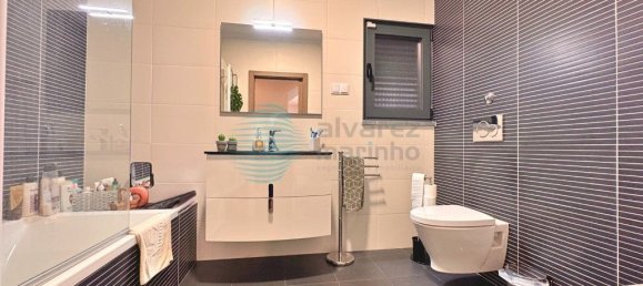 3 bedrooms House in Torres Vedras, Portugal No. 137943 5