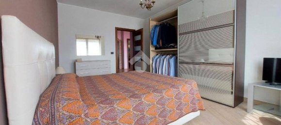 2 bedrooms Apartment in Chivasso, Italy No. 290046 11