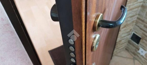 2 bedrooms Apartment in Chivasso, Italy No. 290046 5