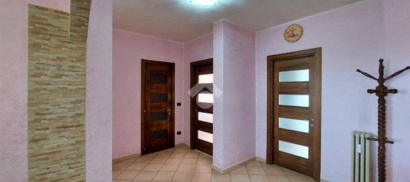 2 bedrooms Apartment in Chivasso, Italy No. 290046 6